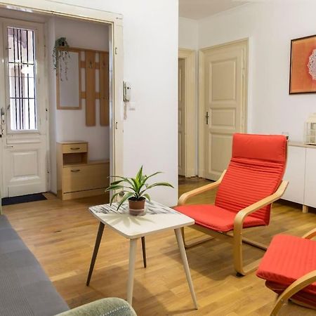 B333 Apartment - In The Heart Of The City Budapest Bagian luar foto